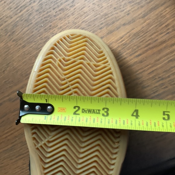 NIKE -  SB Shane Black & Gum Skate Shoes Unisex - Picture 11 of 12